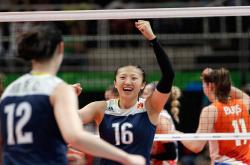 包含又见绝平！尤文图斯与广州队鏖战至终场，陈梦读秒救主的词条